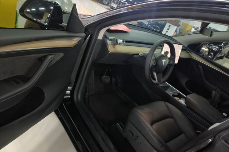 Used Tesla Model Y 2021 Standard Range Rear-Wheel Drive Version Driver Seat