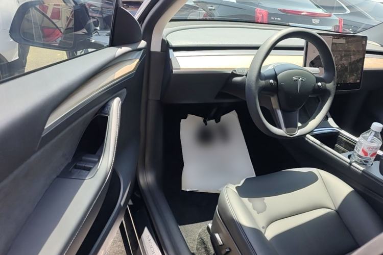 Used Tesla Model Y 2021 Long-Range All-Wheel-Drive Version 3D7 Driver Seat