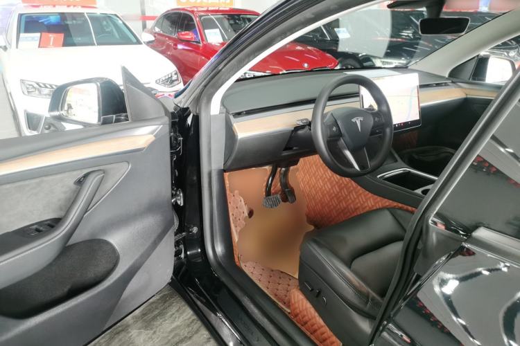 Used Tesla Model Y 2021 Standard Range Rear-Wheel Drive Version Driver Seat