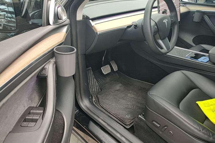 Used Tesla Model Y 2021 Standard Range Rear-Wheel Drive Version Driver Seat