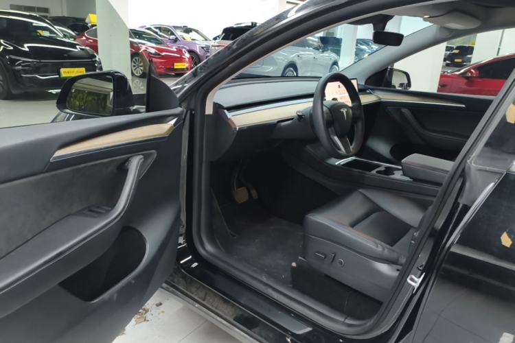 Used Tesla Model Y 2021 Standard Range Rear-Wheel Drive Version Driver Seat