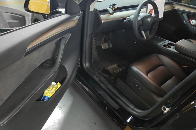 Used Tesla Model Y 2021 Standard Range Rear-Wheel Drive Version Driver Seat