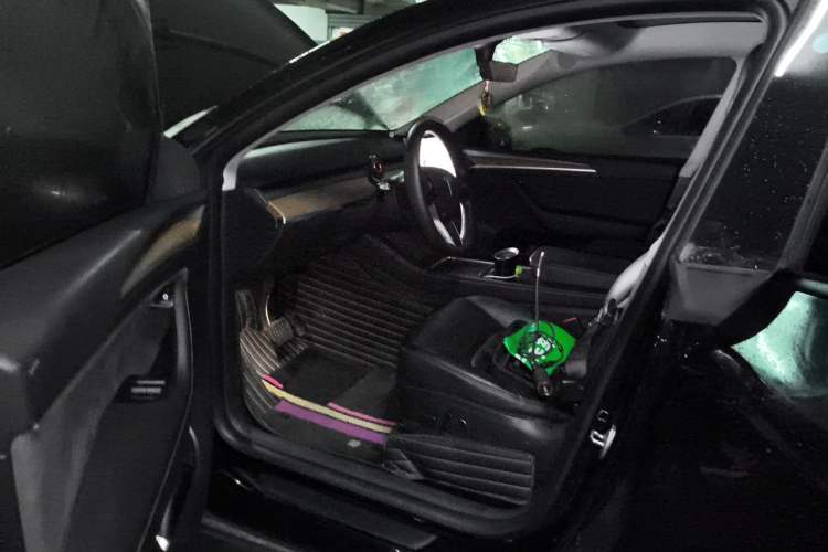Used Tesla Model Y 2021 Standard Range Rear-Wheel Drive Version Driver Seat