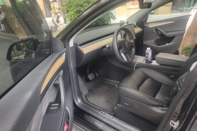 Used Tesla Model Y 2021 Standard Range Rear-Wheel Drive Version Driver Seat