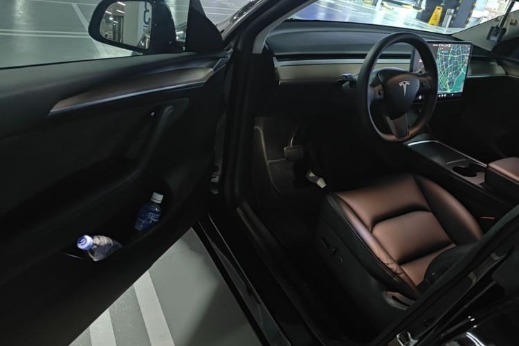 Used Tesla Model Y 2021 Standard Range Rear-Wheel Drive Version Driver Seat
