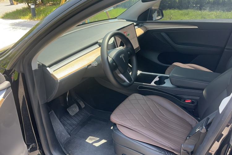 Used Tesla Model Y 2021 Standard Range Rear-Wheel Drive Version Driver Seat