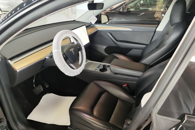 Used Tesla Model Y 2021 Standard Range Rear-Wheel Drive Version Driver Seat