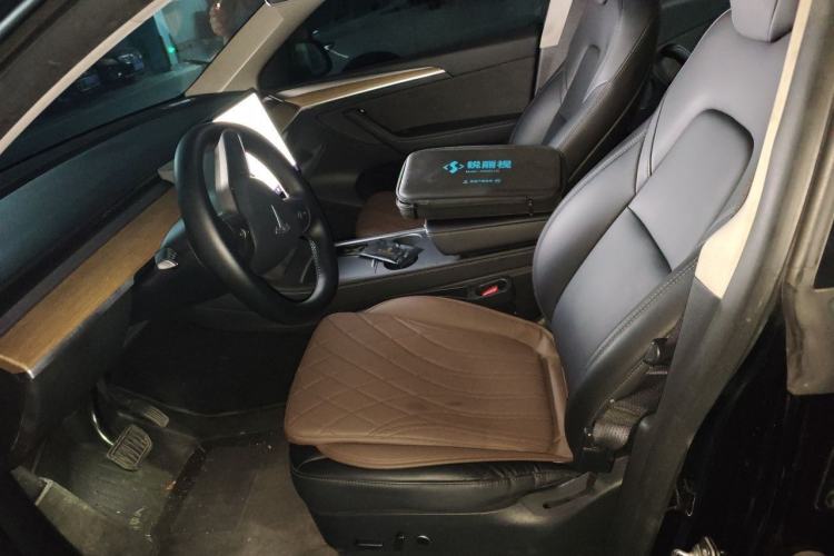 Used Tesla Model Y 2021 Standard Range Rear-Wheel Drive Version Driver Seat