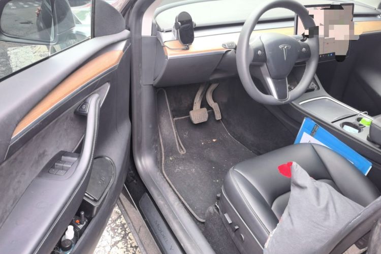 Used Tesla Model Y 2021 Standard Range Rear-Wheel Drive Version Driver Seat
