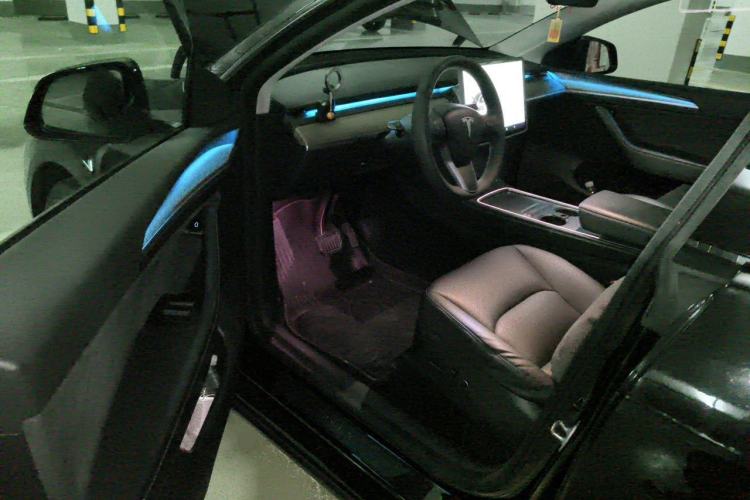 Used Tesla Model Y 2021 Standard Range Rear-Wheel Drive Version Driver Seat