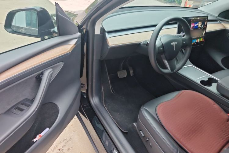 Used Tesla Model Y 2021 Standard Range Rear-Wheel Drive Version Driver Seat
