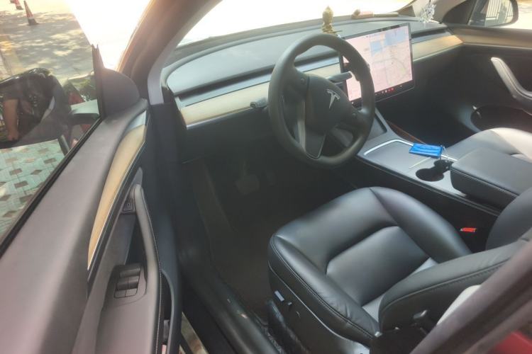 Used Tesla Model Y 2021 Standard Range Rear-Wheel Drive Version Driver Seat