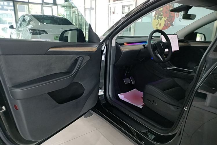 Used Tesla Model Y 2021 Standard Range Rear-Wheel Drive Version Driver Seat