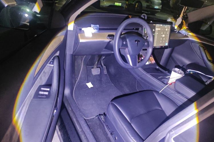 Used Tesla Model Y 2021 Long-Range All-Wheel-Drive Version 3D7 Driver Seat