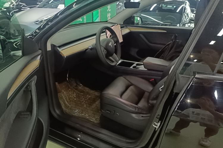 Used Tesla Model Y 2021 Standard Range Rear-Wheel Drive Version Driver Seat