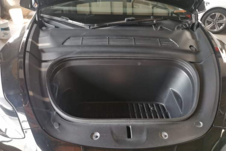 Used Tesla Model Y 2021 Standard Range Rear-Wheel Drive Version Engine Bay
