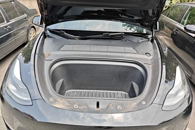 Used Tesla Model Y 2021 Long-Range All-Wheel-Drive Version Engine Bay
