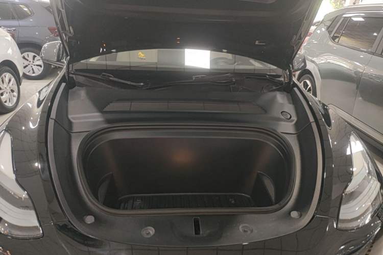 Used Tesla Model Y 2021 Standard Range Rear-Wheel Drive Version Engine Bay