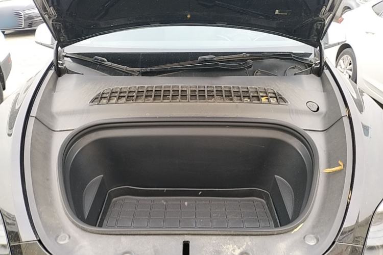 Used Tesla Model Y 2021 Standard Range Rear-Wheel Drive Version Engine Bay