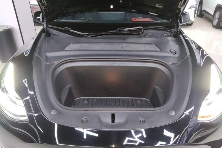 Used Tesla Model Y 2021 Standard Range Rear-Wheel Drive Version Engine Bay