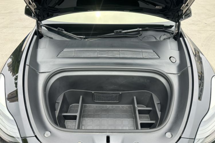 Used Tesla Model Y 2021 Long-Range All-Wheel-Drive Version 3D7 Engine Bay