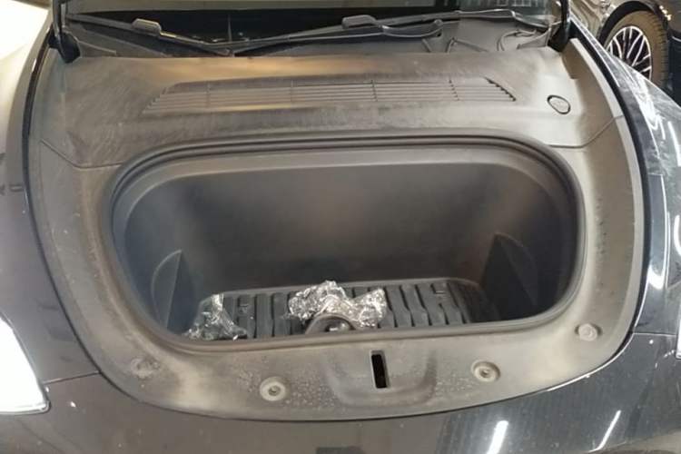 Used Tesla Model Y 2021 Long-Range All-Wheel-Drive Version Engine Bay