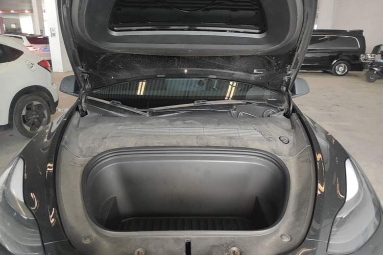 Used Tesla Model Y 2021 Standard Range Rear-Wheel Drive Version Engine Bay