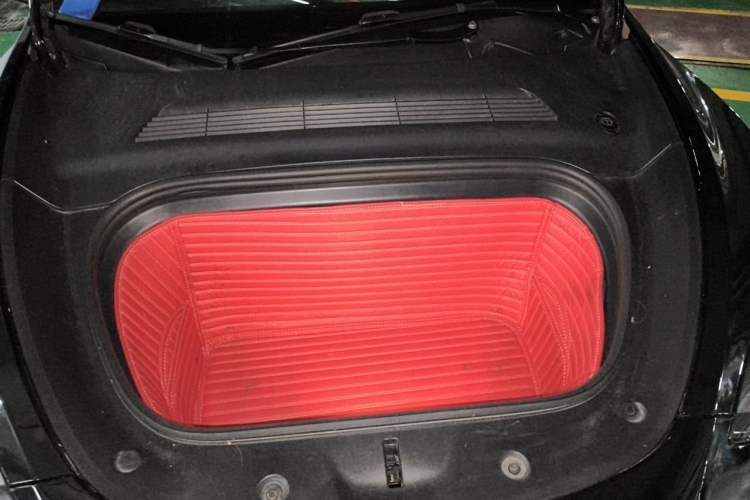 Used Tesla Model Y 2021 Standard Range Rear-Wheel Drive Version Engine Bay