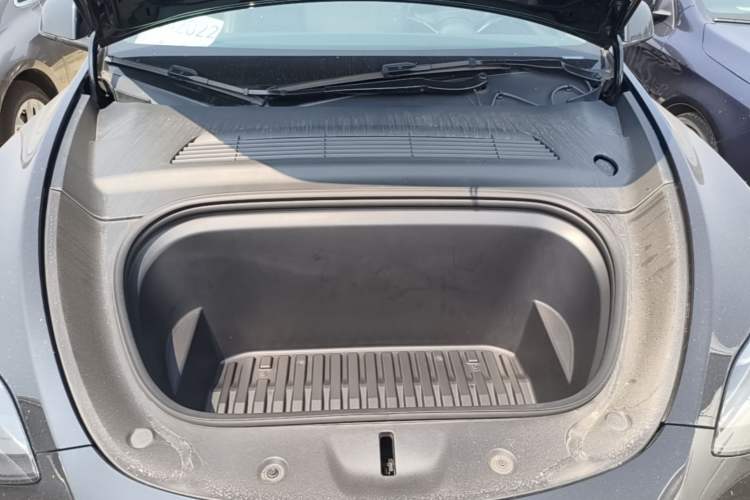 Used Tesla Model Y 2021 Standard Range Rear-Wheel Drive Version Engine Bay