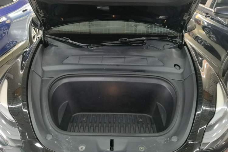 Used Tesla Model Y 2021 Long-Range All-Wheel-Drive Version 3D7 Engine Bay
