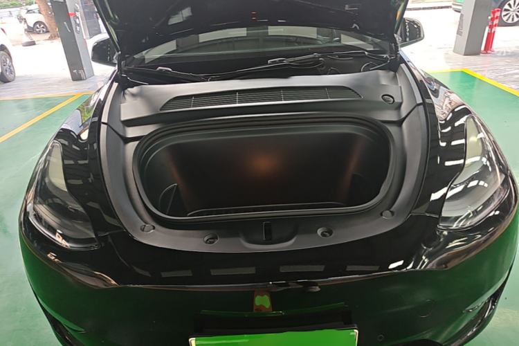Used Tesla Model Y 2021 Standard Range Rear-Wheel Drive Version Engine Bay