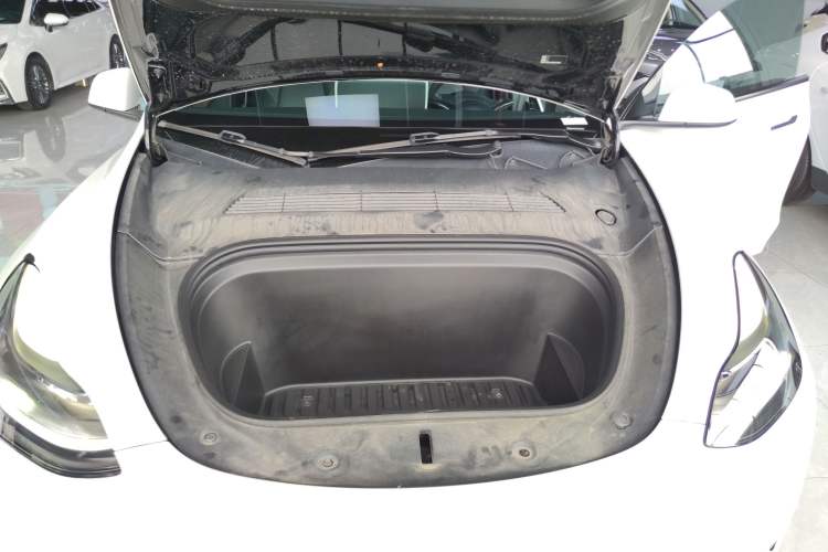 Used Tesla Model Y 2021 Standard Range Rear-Wheel Drive Version Engine Bay