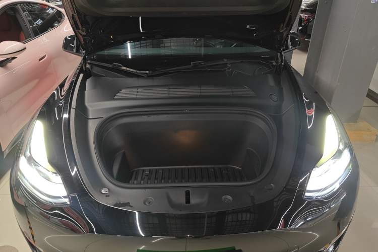 Used Tesla Model Y 2021 Standard Range Rear-Wheel Drive Version Engine Bay