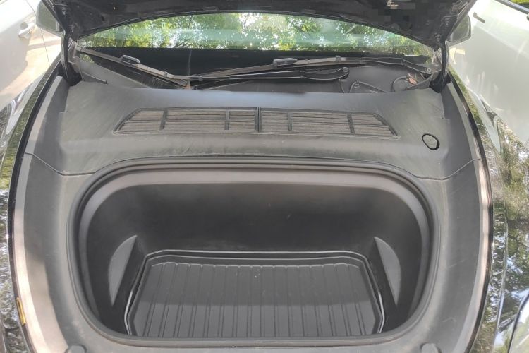 Used Tesla Model Y 2021 Standard Range Rear-Wheel Drive Version Engine Bay