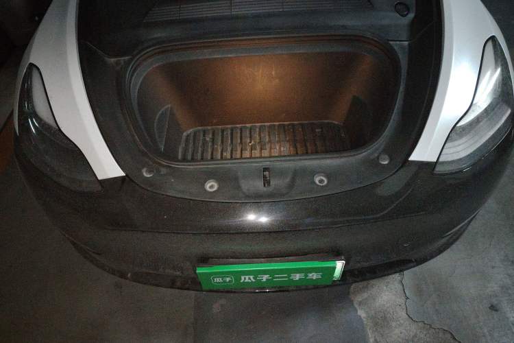 Used Tesla Model Y 2021 Standard Range Rear-Wheel Drive Version Engine Bay