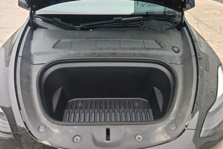 Used Tesla Model Y 2021 Standard Range Rear-Wheel Drive Version Engine Bay