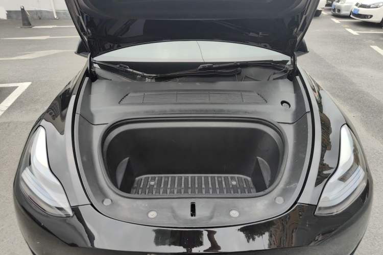 Used Tesla Model Y 2021 Standard Range Rear-Wheel Drive Version Engine Bay