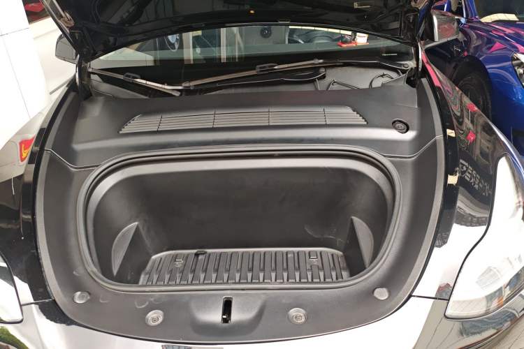 Used Tesla Model Y 2021 Standard Range Rear-Wheel Drive Version Engine Bay