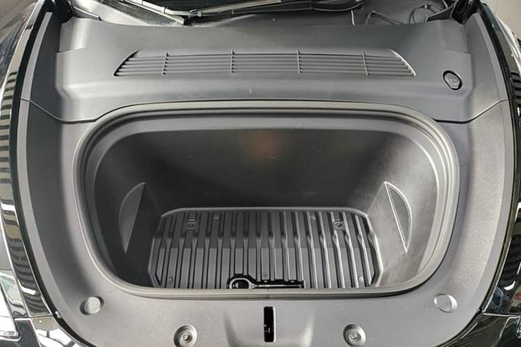 Used Tesla Model Y 2021 Long-Range All-Wheel-Drive Version 3D7 Engine Bay