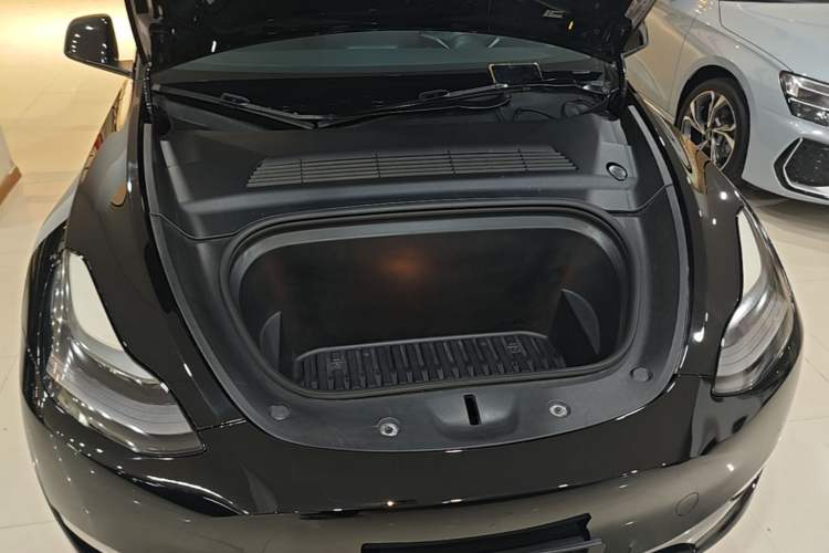 Used Tesla Model Y 2021 Long-Range All-Wheel-Drive Version 3D7 Engine Bay