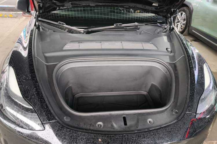 Used Tesla Model Y 2021 Long-Range All-Wheel-Drive Version 3D7 Engine Bay