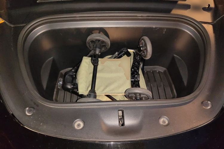 Used Tesla Model Y 2021 Standard Range Rear-Wheel Drive Version Engine Bay