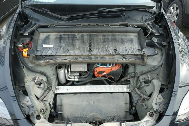 Used Tesla Model Y 2021 Standard Range Rear-Wheel Drive Version Engine Bay