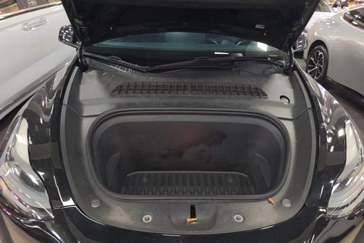 Used Tesla Model Y 2021 Long-Range All-Wheel-Drive Version 3D7 Engine Bay