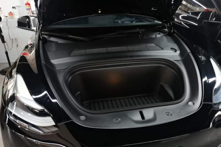 Used Tesla Model Y 2021 Standard Range Rear-Wheel Drive Version Engine Bay