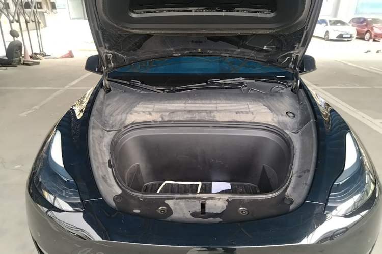 Used Tesla Model Y 2021 Standard Range Rear-Wheel Drive Version Engine Bay