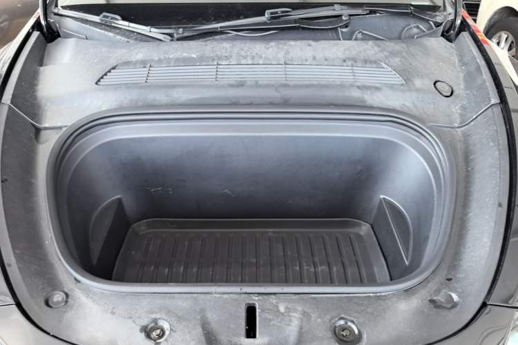 Used Tesla Model Y 2021 Standard Range Rear-Wheel Drive Version Engine Bay