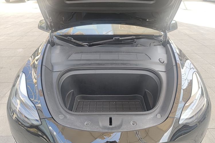 Used Tesla Model Y 2021 Standard Range Rear-Wheel Drive Version Engine Bay