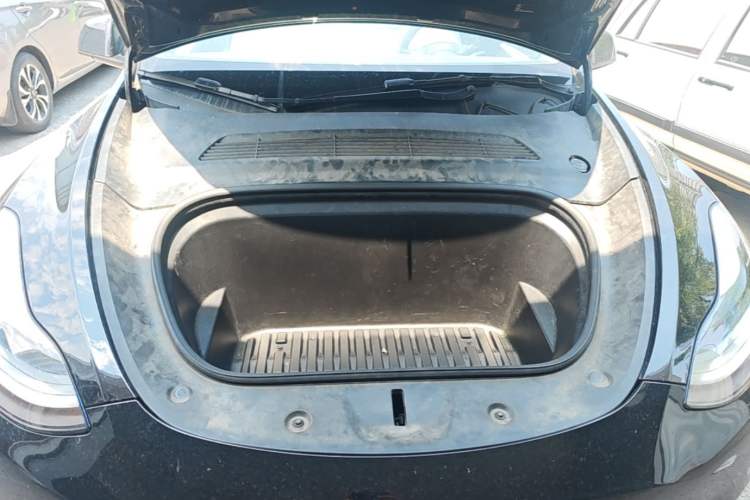 Used Tesla Model Y 2021 Standard Range Rear-Wheel Drive Version Engine Bay