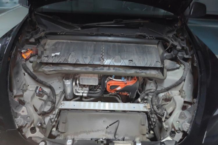 Used Tesla Model Y 2021 Standard Range Rear-Wheel Drive Version Engine Bay
